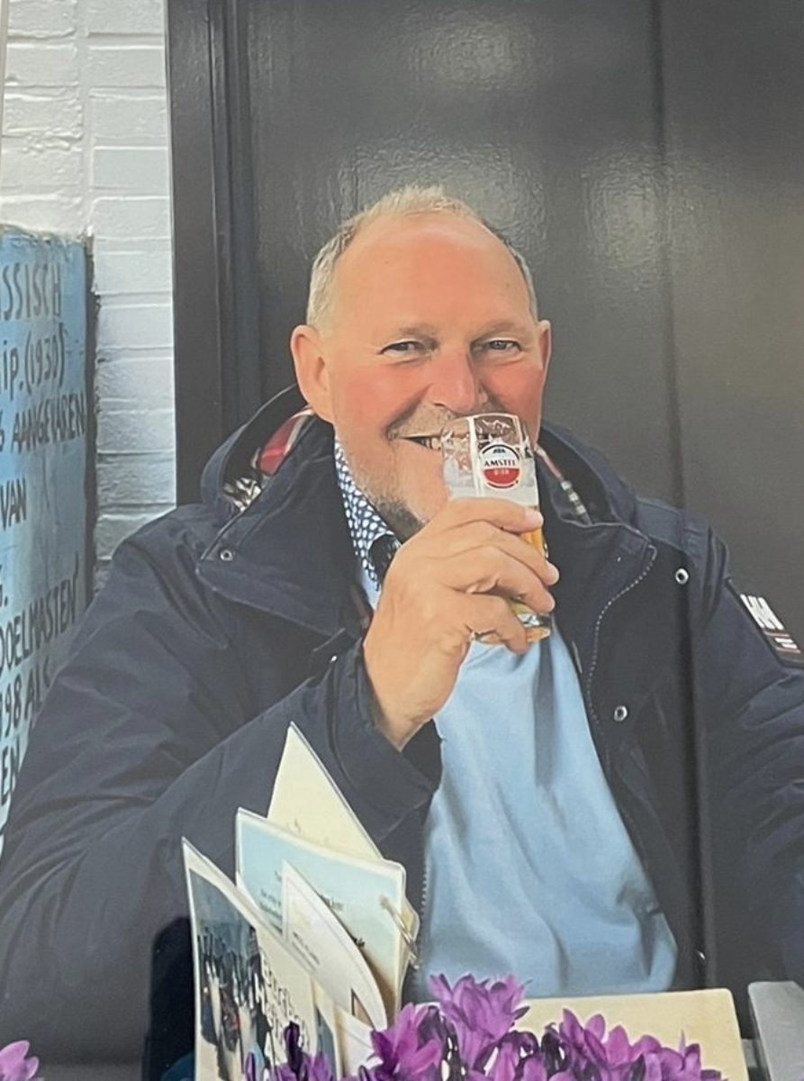 4 D4 DBC68 F94 D 432 C B749 32500 CFF7 F71